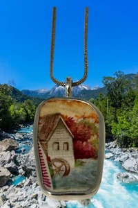 Broken China Jewelry, Pendant.Sterling from a 1909 calendar plate Necklace A 755 - Picture 1 of 6