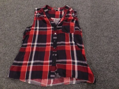 Blusa mujer Market & Spruce mediana roja azul a cuadros abotonada Foto 1 de 4