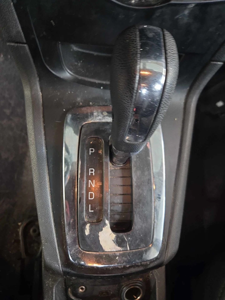 Floor Shifter FORD FIESTA 11 12 13 - Imagem 1 de 1
