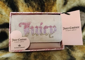 NWT Juicy Couture Liquorice Blush Pink Be Classic II Double Sided Trifold Wallet - Picture 1 of 14