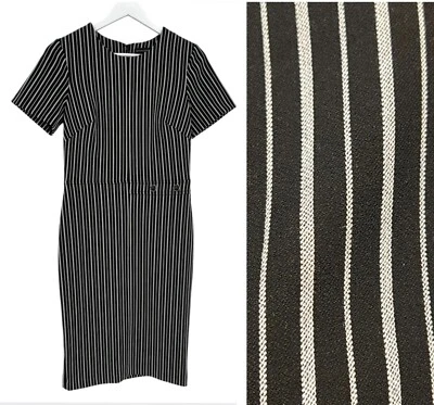 Banana Republic Women's Sheath Dress Size 6 Striped Black White S/S Work Career - Image 1 of 4