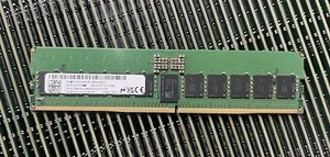Servidor de memoria Micron MT 32GB 1RX4 PC5-4800B-RC0-1010-XT ECC REG 4800mhz - Imagen 1 de 1
