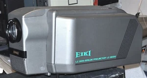 EIKI LC DATA GRADE DIGITALPROJECTOR MODEL LC-5000 SCHOOL SURPLUS - Picture 1 of 2