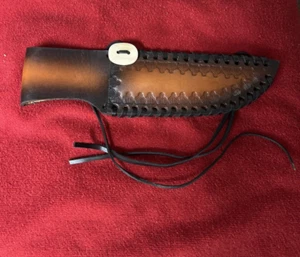 10.75” Handmade Leather Sheath, Accommodates Blade Up To 6" Long - Picture 1 of 6