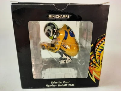 Minichamps Yamaha Valentino Rossi MotoGP 2006 sitting figurine 1/12 312060046 - Immagine 1 di 3