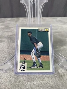 1994-95 Upper Deck Collector's Choice - #23 Michael Jordan - Picture 1 of 2