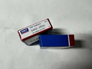 (2 Pack) 6202-2RS/C3 SKF 2 RUBBER SHIELD BALL BEARING 15 x 35 x 11mm NEW ITALY - Picture 1 of 2