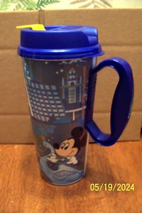 Disney World Lidded Tumbler - Regular Top - Picture 1 of 2