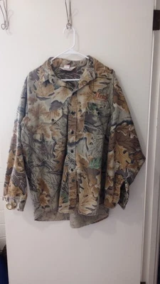 Redhead Camo Shirt Long Sleeve Pockets XL Branded Bud The King Of Beers Vintage  - Image 1 of 4