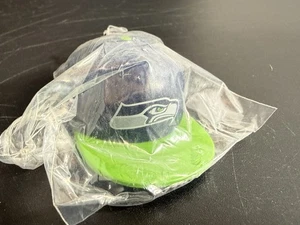 NFL Teenymates Mad Lids Series 1 Collectible 2” New Era Team Hat Seahawks NIP - Picture 1 of 3
