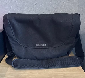 Dakine Messenger Laptop Bag Black Pink Commuter Travel School Bag - Picture 1 of 11