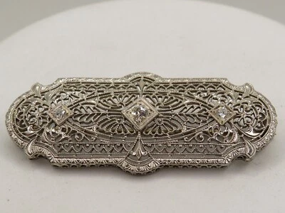 BEAUTIFUL ANTIQUE VICTORIAN 14K WHITE GOLD FILIGREE PIN w 3 DIAMONDS* - Image 1 of 4