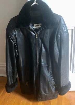 VINTAGE DAMSELLE NEW YORK FAUX FUR SLEEVE COLLAR LINED LEATHER JACKET SIZE SMALL - Image 1 of 4