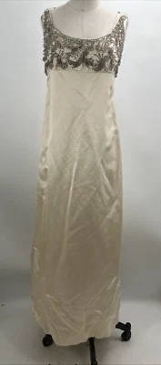 Lee Claire by August de Lorenzo Embellished Sleeveless Metallic Evening Gown ~8 Foto 1 de 4