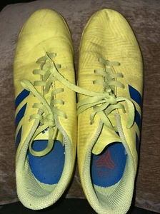 adidas size 6 indoor cleats - women - Picture 1 of 1