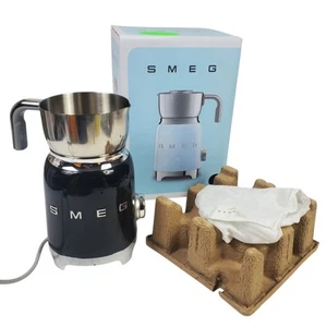 Smeg 50's Retro Style Aesthetic Milk Frother Black MFF11BLUS No Whisk Read - Picture 1 of 5