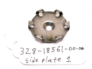Yamaha RD400 1976 placa lateral 1 328-18561-00-00 - Imagen 1 de 3