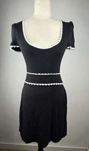 Neu mit Etikett! EXPRESS Größe Small Damen schwarz-weiß tailliertes Kleid - Bild 1 von 2