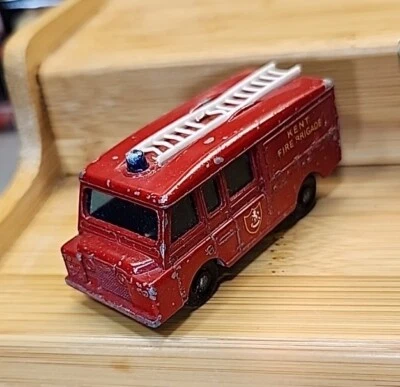 Vintage Lesney Matchbox Series No. 57 Land Rover KENT Fire Brigade Panel Van - Image 1 of 4