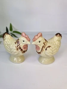 Vintage Salt & Pepper Cruet Set Chicken Rooster Made In Japan Excellent Unused - Picture 1 of 9