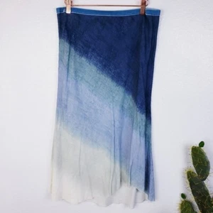 GO by GoSilk $298 ICONIC Bias Midi Skirt Blue Gradient Ombre Print size M - Picture 1 of 12