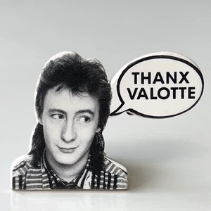 Pin promocional vintage 1985 JULIAN LENNON Thanx Valotte insignia troquelada botón Atlántico - Imagen 1 de 2