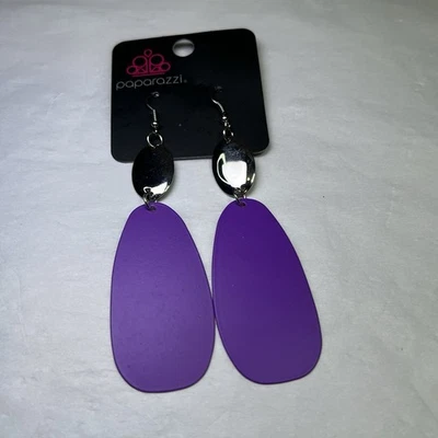 Hermosos Pendientes Colgantes PAPARAZZI Tono Plateado Púrpura Chic Impresionantes Foto 1 de 2