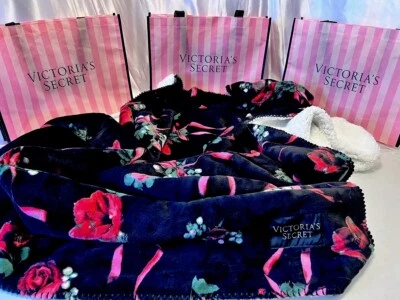 Victorias Secret Fleece/Sherpa Blanket Flower Print RARE & SUPER SOFT - Image 1 of 3