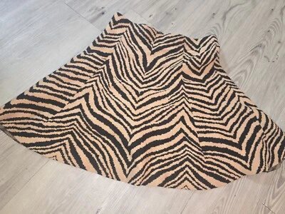 Size Small Oasis Animal Print Skirt - Image 1 of 3