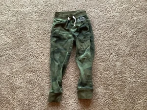 Gap Kids Camoflauge Sweatpants Joggers Size Small - Picture 1 of 6