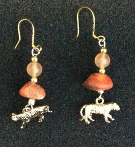 Tiger and Beads Earrings in Silver Heart Gift Box - Picture 1 of 3