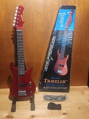 Synsonics Traveler 型号 7003A 吉他 带内置扩音器 — 第 1/4 张图片