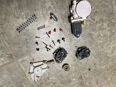 2000-2003 BMW E39 M5 WINDOW REGULATOR MOTOR 540i 525i 528i 530 525 540 523i RH - Image 1 of 2