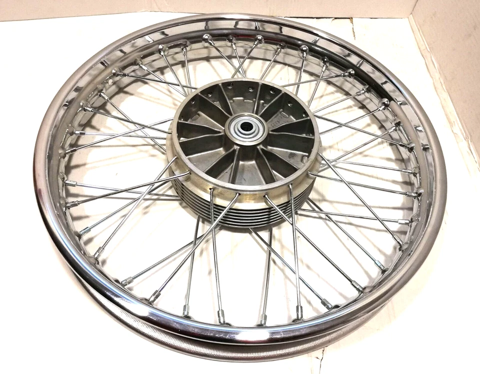 Neue Hintenrad Vorderrad 18" Chrom Felge  für Jawa 350 TS350 638 634 Speichenrad - Bild 1 von 3