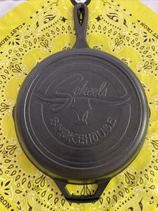 Lodge Scheels Smokehouse Longhorn Gusseisen Pfanne 10" - Bild 1 von 3