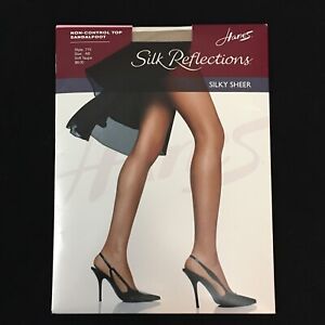 HANES "Silk Reflections" Non-Control Top Pantyhose, Style 715, Soft Taupe