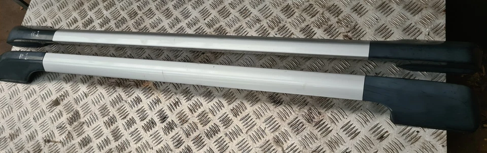 SUZUKI JIMNY 1998-2018 BARRAS DE TECHO RIELES CON TAPAS Foto 1 de 4