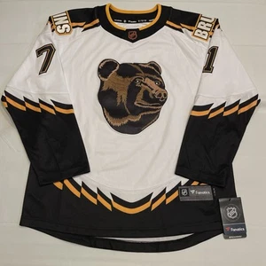 Fanatics Taylor Hall Boston Bruins Reverse Retro 2.0 Pooh Bear Jersey White M - Picture 1 of 6