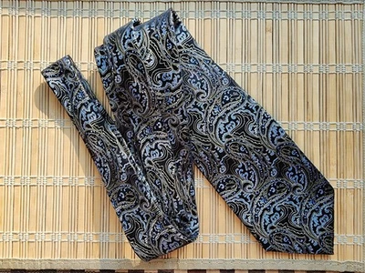 Corbata de cuello de seda cachemira texturizada negra y dorada Platinum Designs para hombre (61"×4") Foto 1 de 2