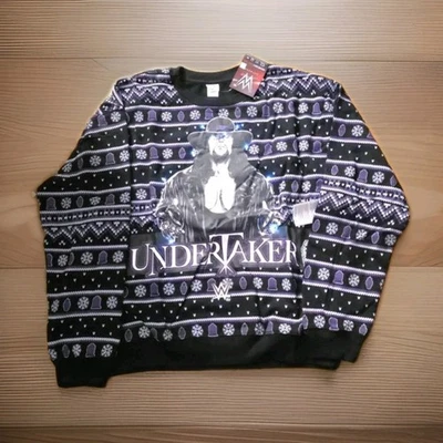 Suéter WWE Wrestling Undertaker Estampado Completo Iluminado Feo Navidad Talla XL Foto 1 de 4