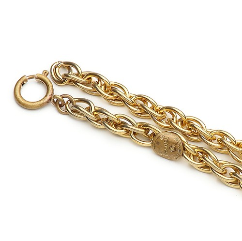 Collana CHANEL Coco Mark colore oro ciondolo tondo logo CC donna 87 cm