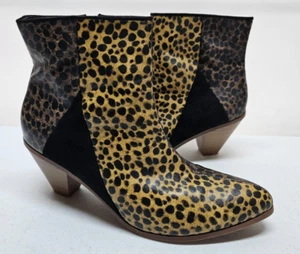 EUC Comfort EST 1946 Womens Size 11 Leopard Print Ankle Boots 2.5" Heels Booties - Picture 1 of 11