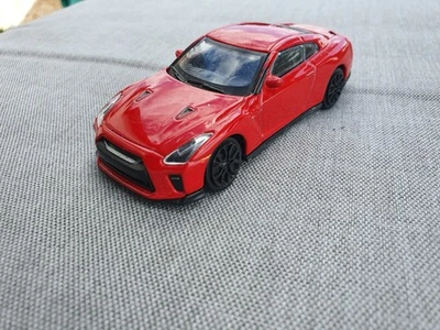 Nissan GTR 2017 Rouge Burago 1/43 - Photo 1/3