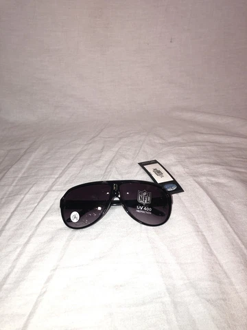 NWT NFL Tampa Bay Buccaneers Small Flag Logo Sunglasses Cover