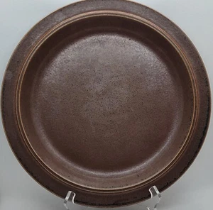 Plato de picar ARABIA "Ruska" marrón 13", plato redondo, Finlandia, usado en excelente estado - Imagen 1 de 4