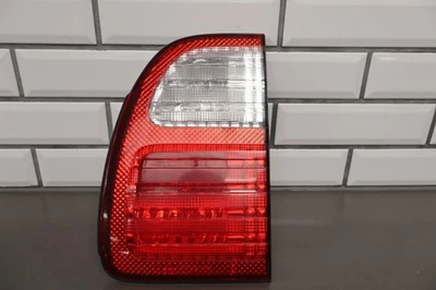 98-02 Lexus LX470 pasajero derecho interior (montado en el portón trasero) luz trasera lámpara Foto 1 de 4