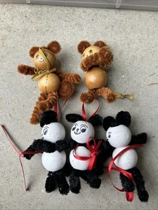 Lote De 5 Adornos De Madera De Colección Años 80 Oso De Peluche Panda Limpiador De Pipas Bola De Madera - Imagen 1 de 6