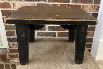 Taburete de pie de tela de aceite de madera antiguo hecho a mano vintage cuero primitivo? On Feet Foto 1 de 4