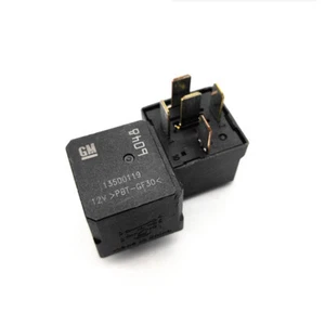 1Pce 13500119 4RD 007 794-72 GM 6048 Motors Automotive relay 12VDC 5-prong - Picture 1 of 2