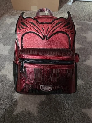 Mini Mochila Loungefly Marvel Bruja Escarlata Wanda Maximoff Roja Metálica Nueva con Etiquetas Foto 1 de 4